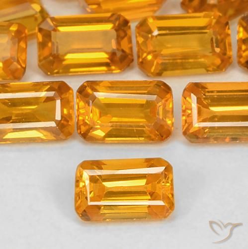 0.43ct Naturel Or orange foncé Saphir, Taille émeraude, VS