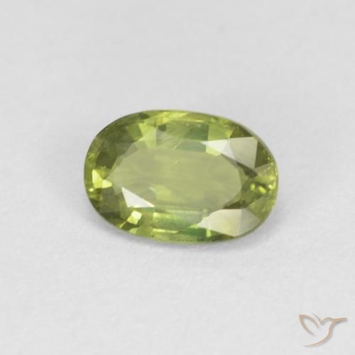 Saphir Olive verte naturelle ovale, 0.57 ct, VS