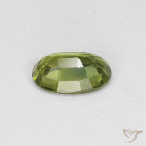 Saphir Olive verte naturelle ovale, 0.57 ct, VS