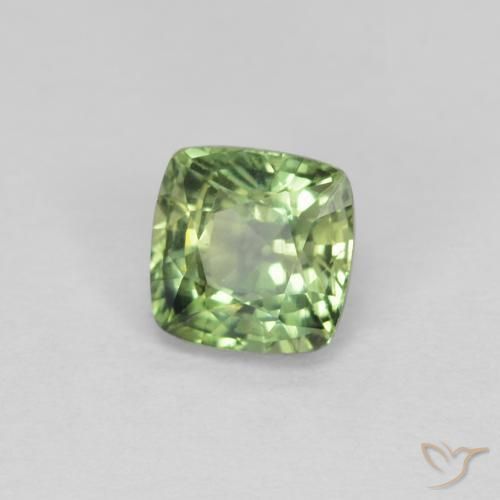 Saphir Vert jaunâtre naturelle Coussin, 0.82 ct, VVS-VS