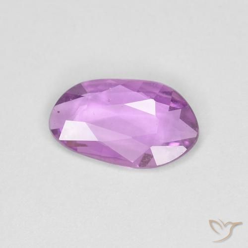 Saphir Pourpre moyen naturelle Fantaisie, 0.65 ct, VS