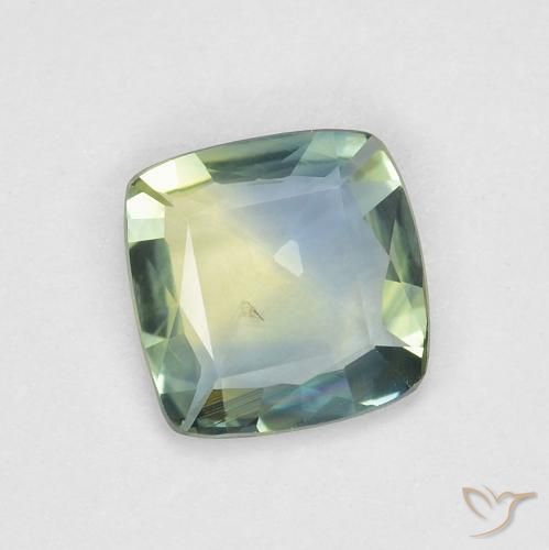 Saphir Multicolore naturelle Coussin, 0.66 ct, VVS