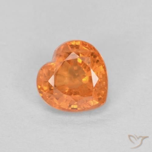 Saphir orange moyen naturelle forme de coeur, 0,51 ct, VS