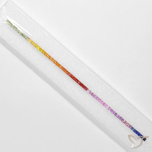 Shop natural 6.64ct Multicolore Saphir gems, Carré, from Tanzanie at GemSelect. In stock, global shipping!
