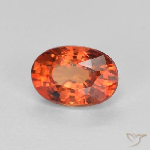 Saphir Rouge moyen naturelle ovale, 0.76 ct, VS-SI