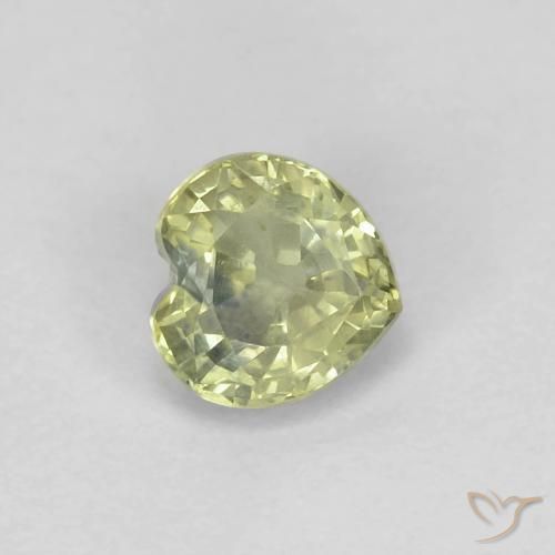 0.57ct Naturel Vert lime pâle Saphir, Cœur, VS