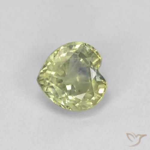 Saphir Vert lime pâle naturelle Cœur, 0.57 ct, VS