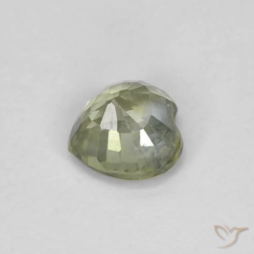 Saphir Vert lime pâle naturelle Cœur, 0.57 ct, VS