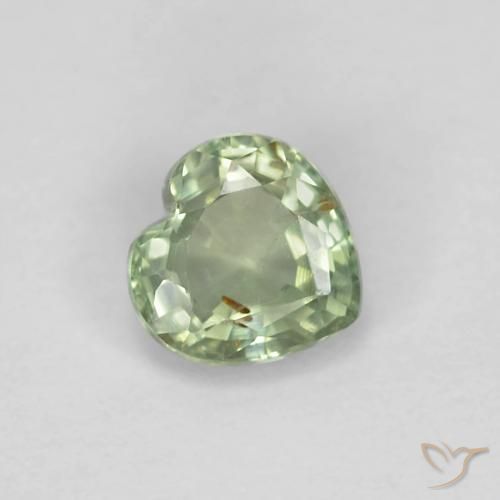 Saphir Vert clair naturelle Cœur, 0.48 ct, VS