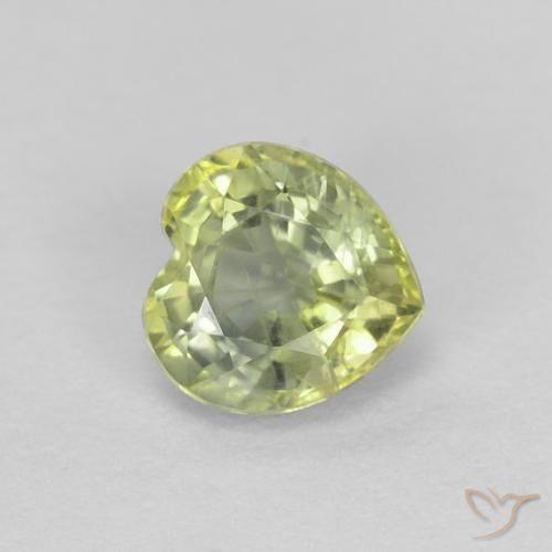 Saphir Olive verte naturelle Cœur, 0.48 ct, VS