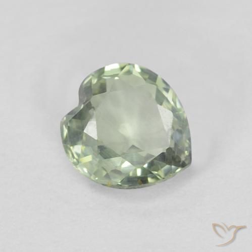 Saphir Vert clair naturelle Cœur, 0.42 ct, VVS