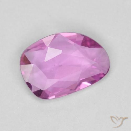 Saphir Pourpre rosâtre profond naturelle Fantaisie, 0.55 ct, VVS-VS