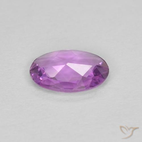 Saphir Violet rosâtre léger naturelle ovale, 0.48 ct, VVS
