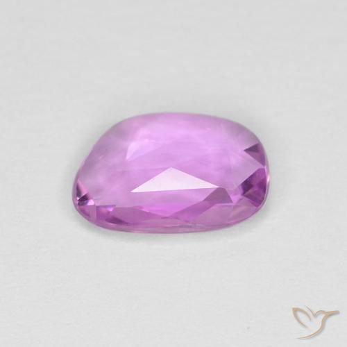Saphir Medium Light-Purple naturelle Fantaisie, 0.60 ct, VVS