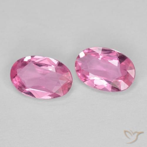 Shop natural 0.80ct Rose intense Saphir gems, ovale, from Madagascar at GemSelect. In stock, global shipping!