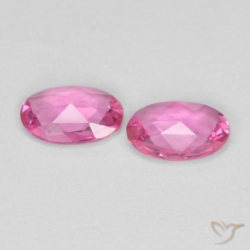 Shop natural 0.62ct Rose foncé Saphir gems, ovale, from Madagascar at GemSelect. In stock, global shipping!