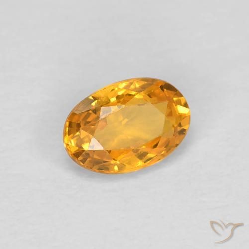 Saphir Orange moyen naturelle ovale, 0.55 ct, VVS-VS
