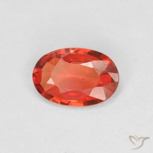 Saphir Rouge cramoisi vif naturelle ovale, 0.47 ct, VS