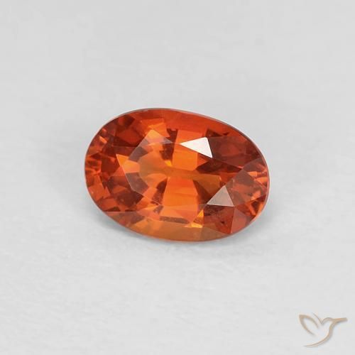 Saphir Rouge moyen naturelle ovale, 0.55 ct, VVS