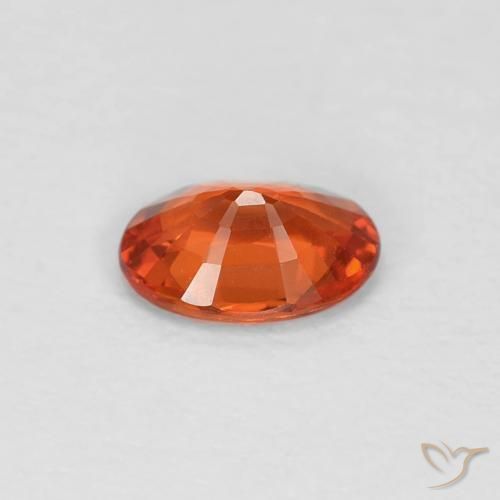 Saphir Rouge cramoisi vif naturelle ovale, 0.48 ct, VVS