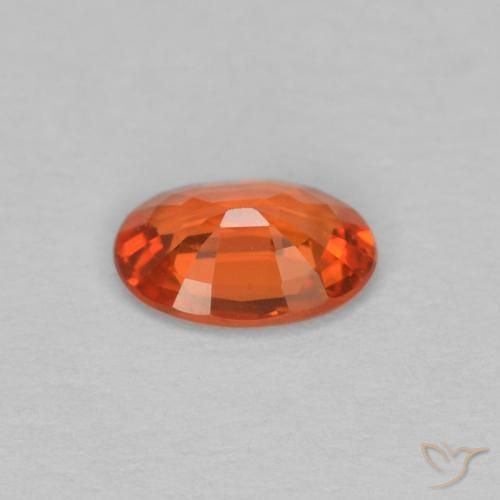Saphir Orange rougeâtre naturelle ovale, 0.40 ct, VVS