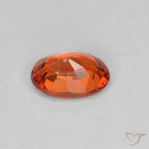 Saphir Orange rougeâtre naturelle ovale, 0.59 ct, VVS