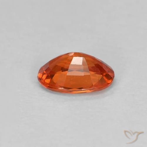 Saphir Rouge ambré profond naturelle ovale, 0.47 ct, VS