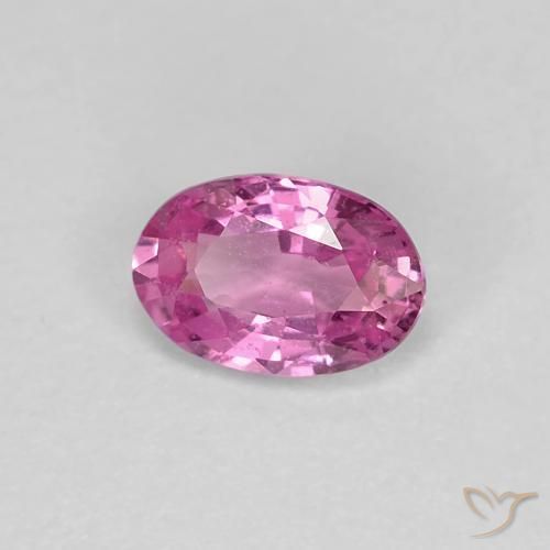 Saphir Violet rougeâtre naturelle ovale, 0.62 ct, VS