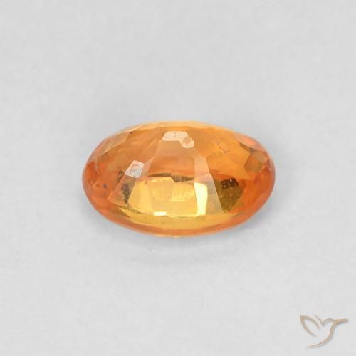 Saphir Orange vif naturelle ovale, 0.66 ct, VVS-VS