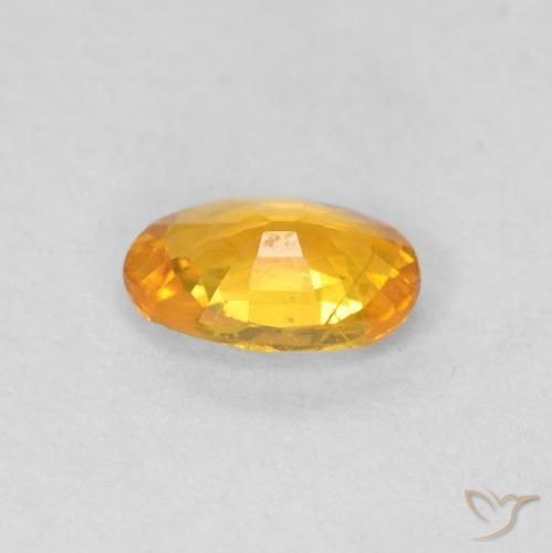 Saphir Orange moyen naturelle ovale, 0.55 ct, VS