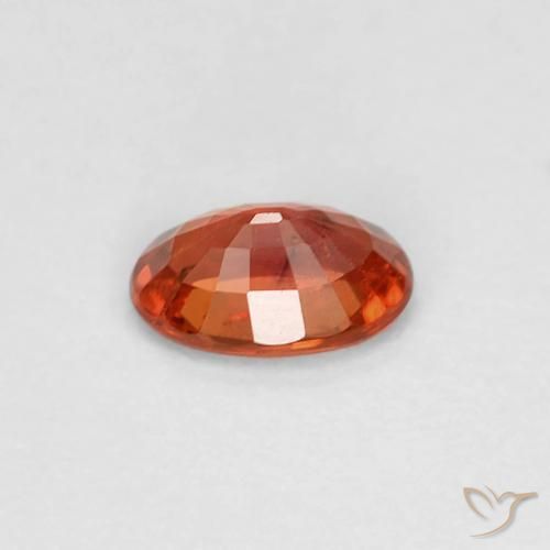 Saphir Orange moyen naturelle ovale, 0.58 ct, VS