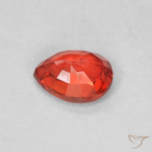 Saphir Rouge moyen naturelle En forme de poire, 0.42 ct, VVS-VS