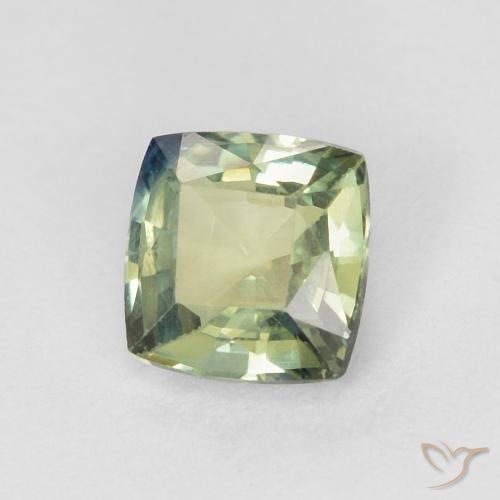 Saphir Vert clair naturelle Coussin, 0.47 ct, VVS
