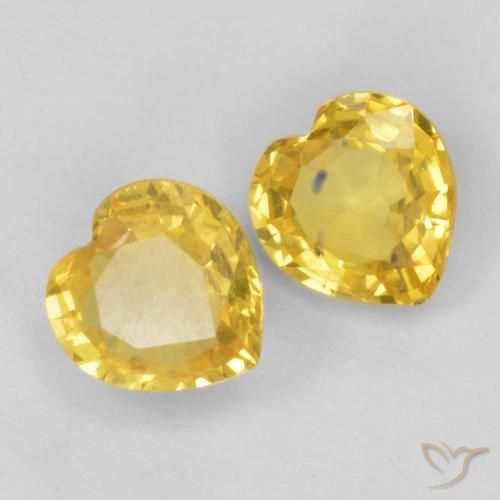 Shop natural 0.78ct Orange doré Saphir gems, Cœur, from Tanzanie at GemSelect. In stock, global shipping!
