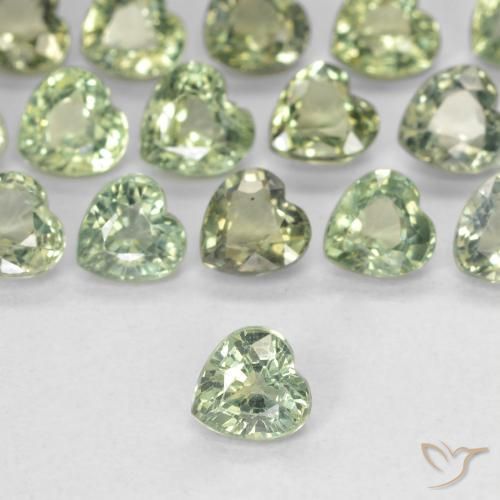 Saphir Vert sauge très clair naturelle Cœur, 0.42 ct, VVS-VS
