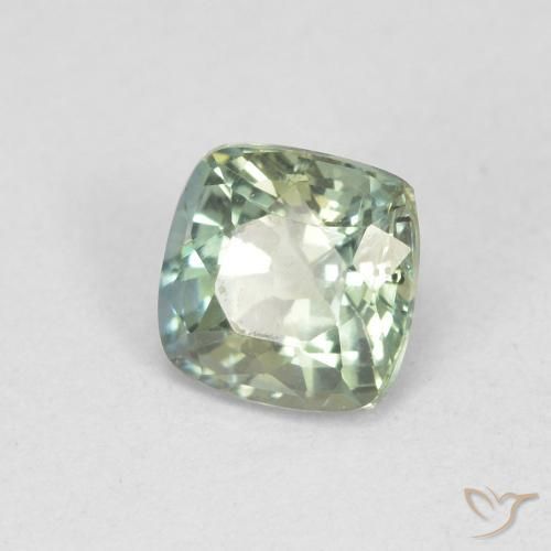 Saphir Vert pâle naturelle Coussin, 0.84 ct, VS