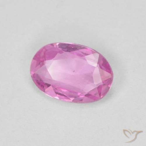 Saphir Pourpre intense naturelle ovale, 0.44 ct, VVS