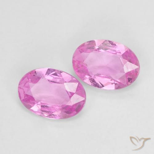 Shop natural 0.97ct Pourpre intense Saphir gems, ovale, from Madagascar at GemSelect. In stock, global shipping!