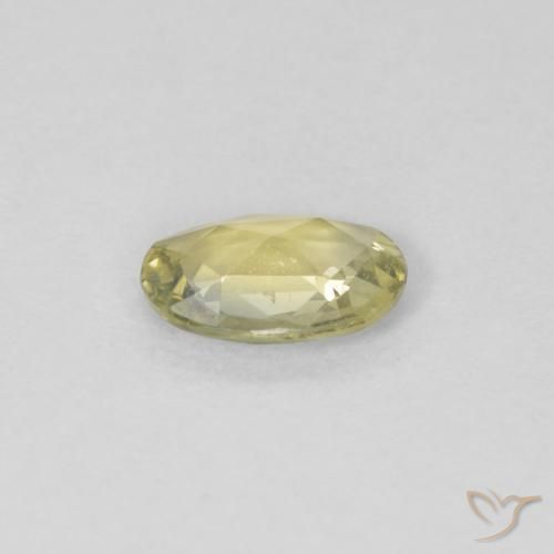 Saphir Vert forêt chaud naturelle ovale, 0.40 ct, VVS-VS