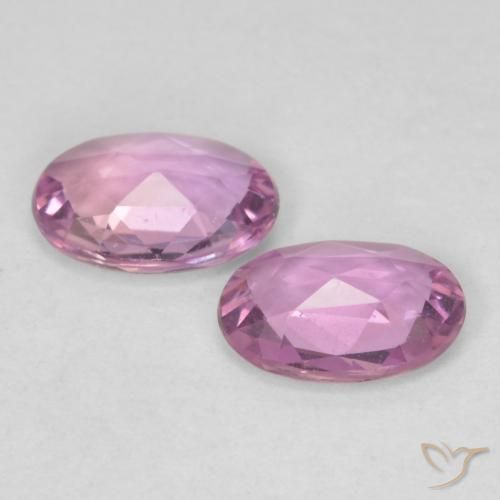 Shop natural 0.78ct Rose pourpre royal très clair Saphir gems, ovale, from Tanzanie at GemSelect. In stock, global shipping!
