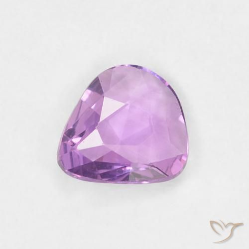 Saphir Pourpre rosâtre moyen naturelle Fantaisie, 0.46 ct, VVS