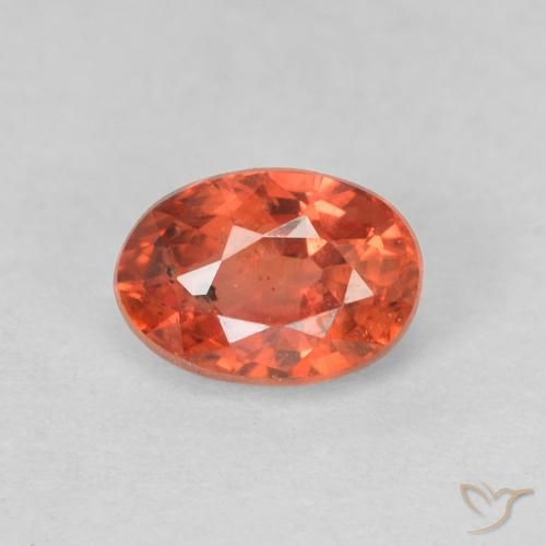 0.68ct Naturel Rouge moyen Saphir, ovale, VS