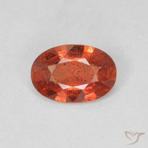 0.46ct Naturel Rouge intense Saphir, ovale, VS