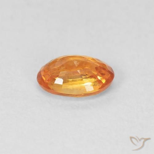 Saphir Orange moyen naturelle ovale, 0.53 ct, VVS-VS