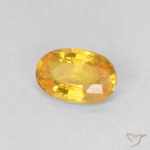 Saphir Doré moyen naturelle ovale, 0.56 ct, VVS