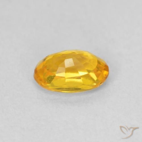 Saphir Doré moyen naturelle ovale, 0.58 ct, VVS