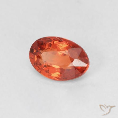 Saphir Orange rougeâtre naturelle ovale, 0.63 ct, VVS-VS