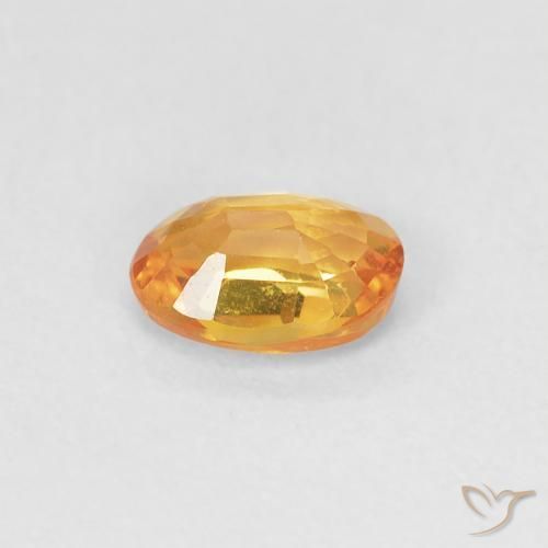 Saphir Orange-or naturelle ovale, 0.55 ct, VVS-VS