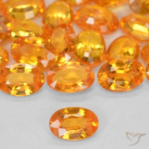 0.60ct Naturel Orange vif Saphir, ovale, VVS-VS