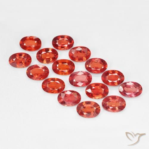 Saphir Rouge cramoisi vif naturelle ovale, 0.56 ct, VVS-VS